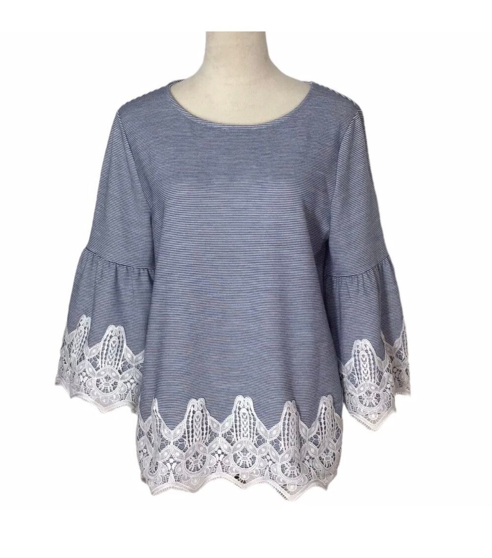 Chico’s Blue and White Striped Lace Blouse size 0/small